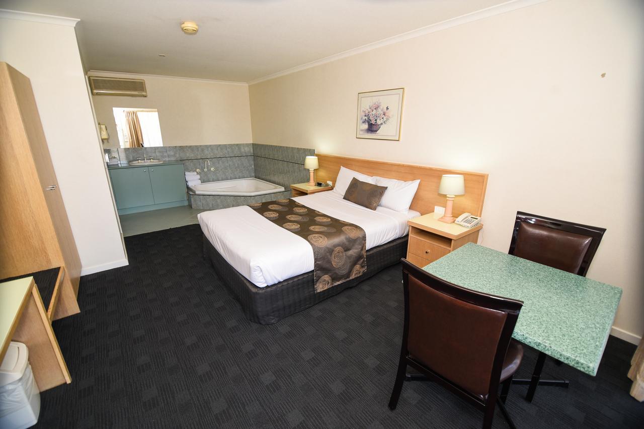 Sandown Heritage Motel Noble Park Екстериор снимка