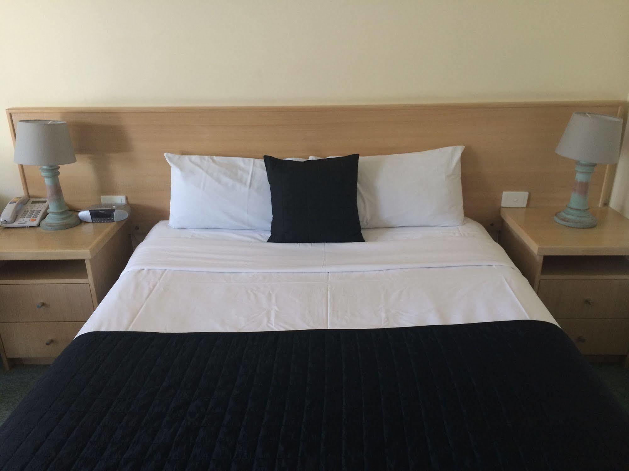 Sandown Heritage Motel Noble Park Екстериор снимка