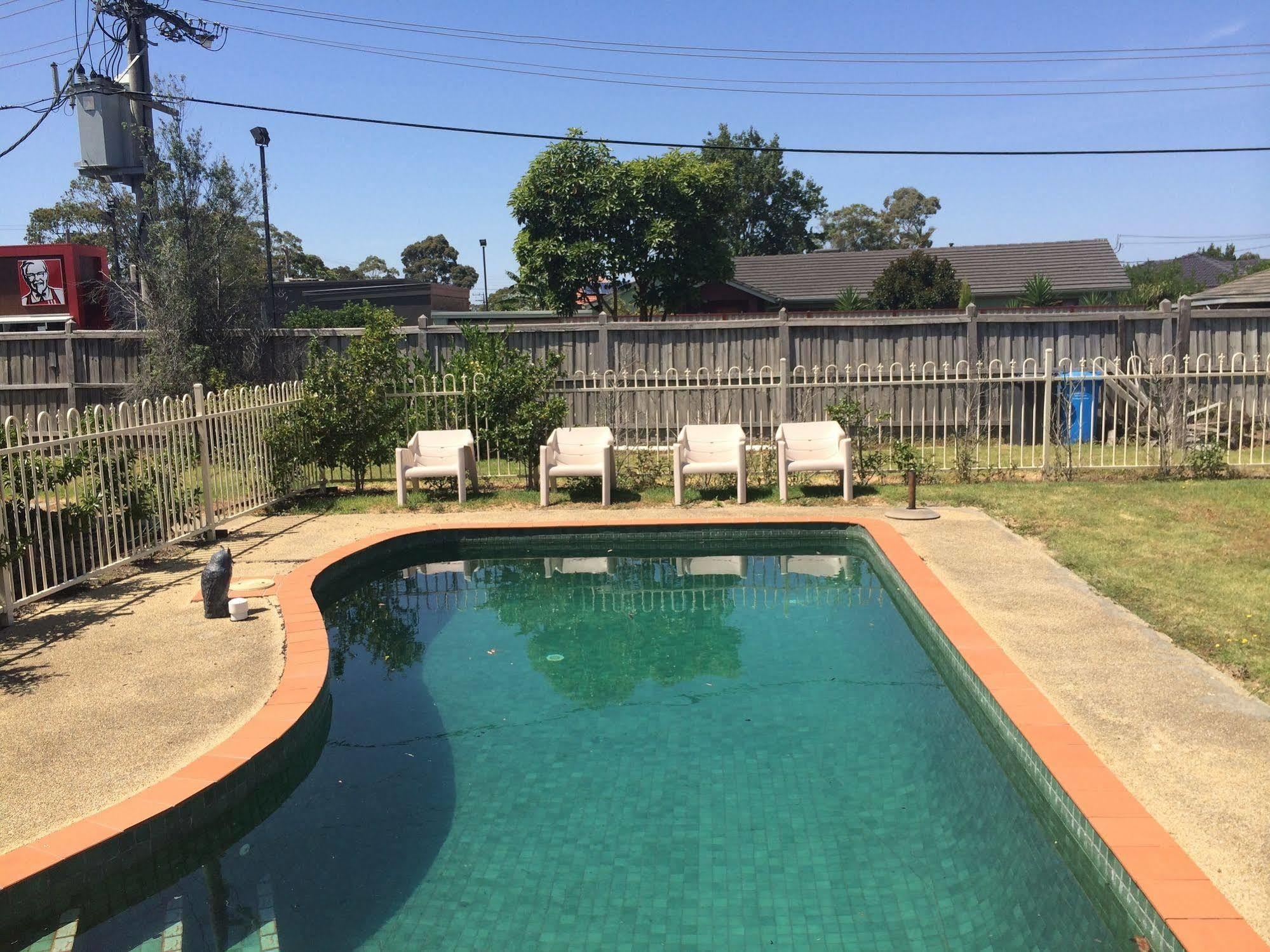 Sandown Heritage Motel Noble Park Екстериор снимка